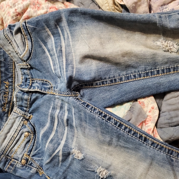 BKE Blue Boot Cut Jeans with Decorative Stitching - Picture 2 of 9